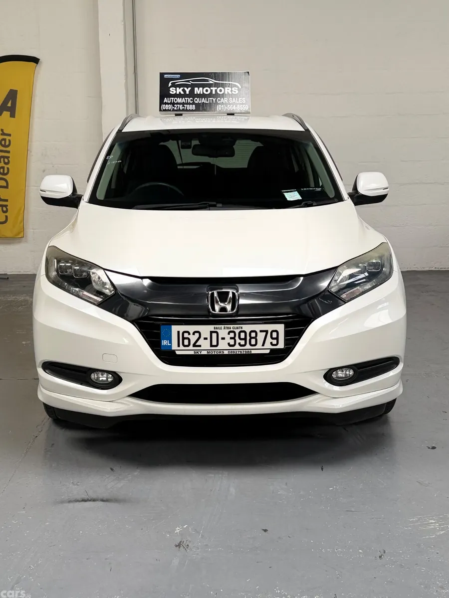 Honda Vezel Estate, Petrol Hybrid, 2016, White
