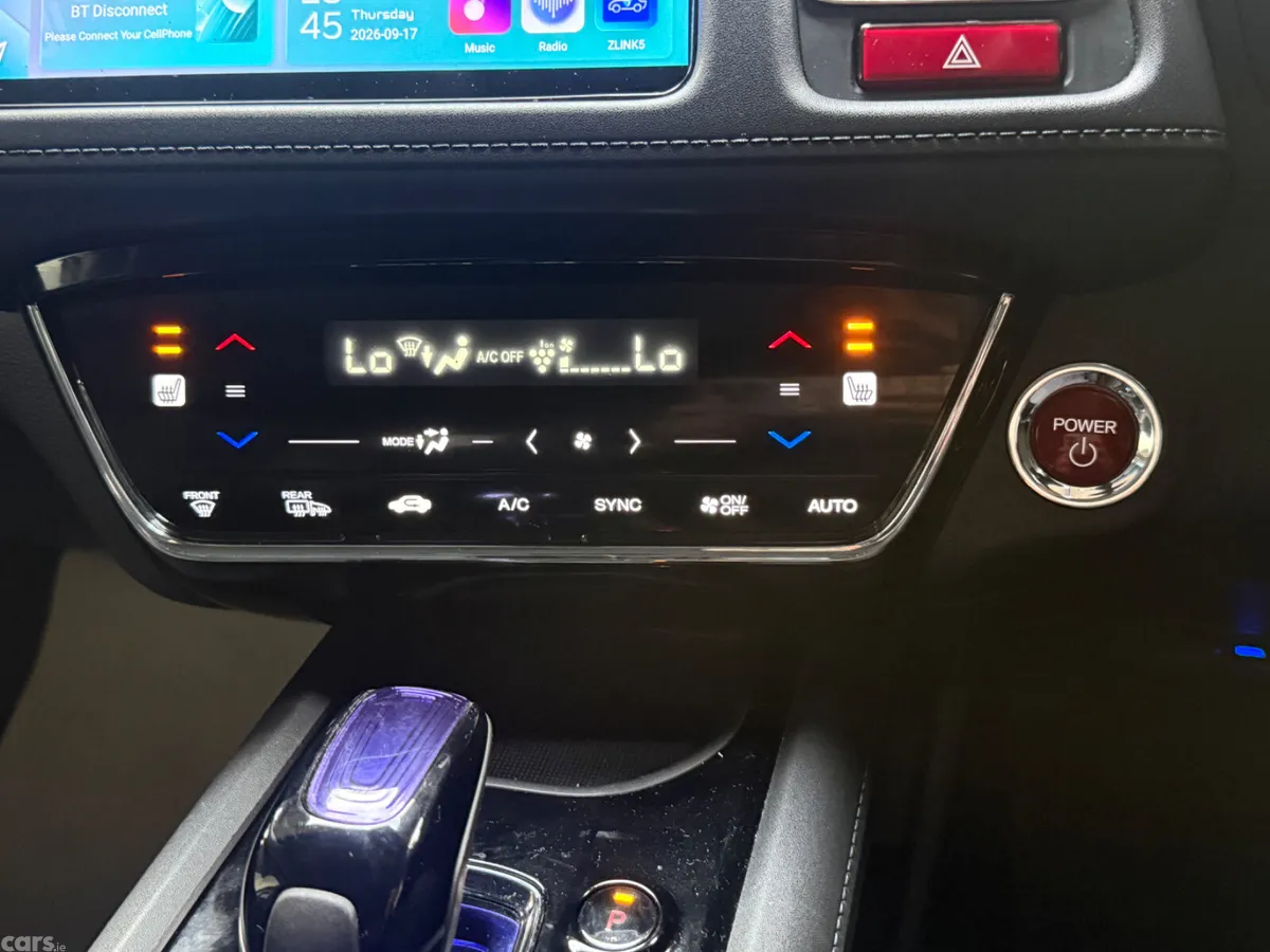 Honda Vezel Estate, Petrol Hybrid, 2016, White