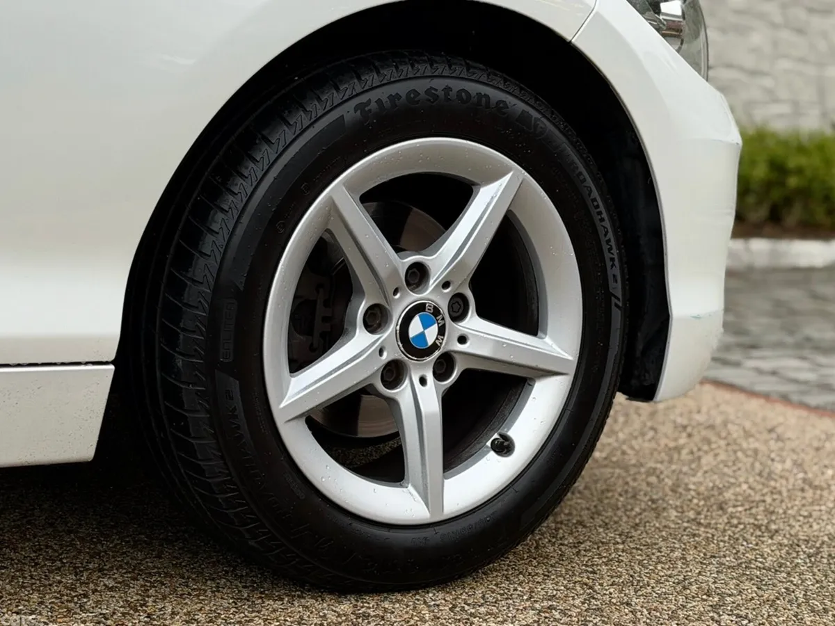 BMW 1-Series Hatchback, Diesel, 2015, White