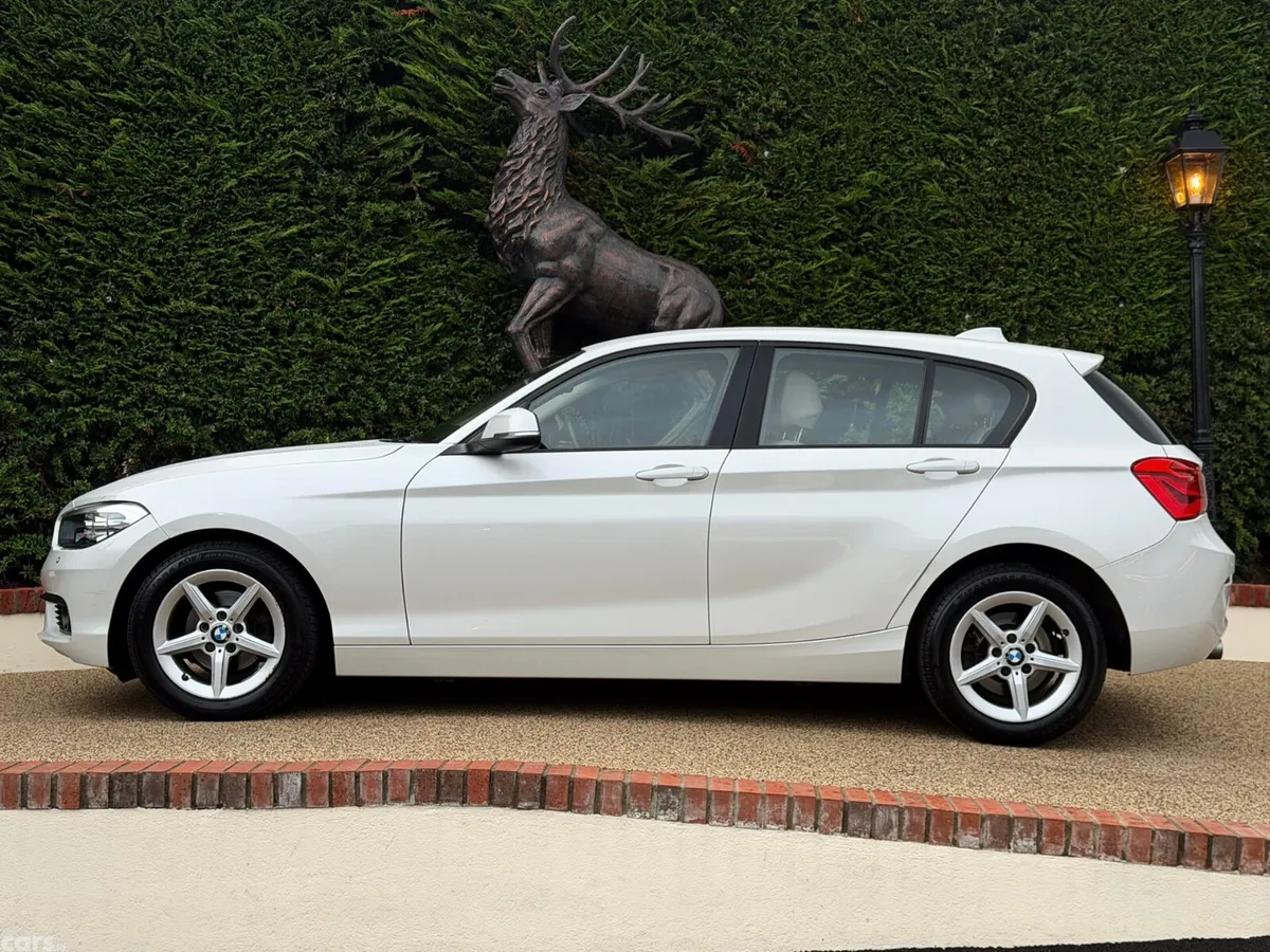 BMW 1-Series Hatchback, Diesel, 2015, White