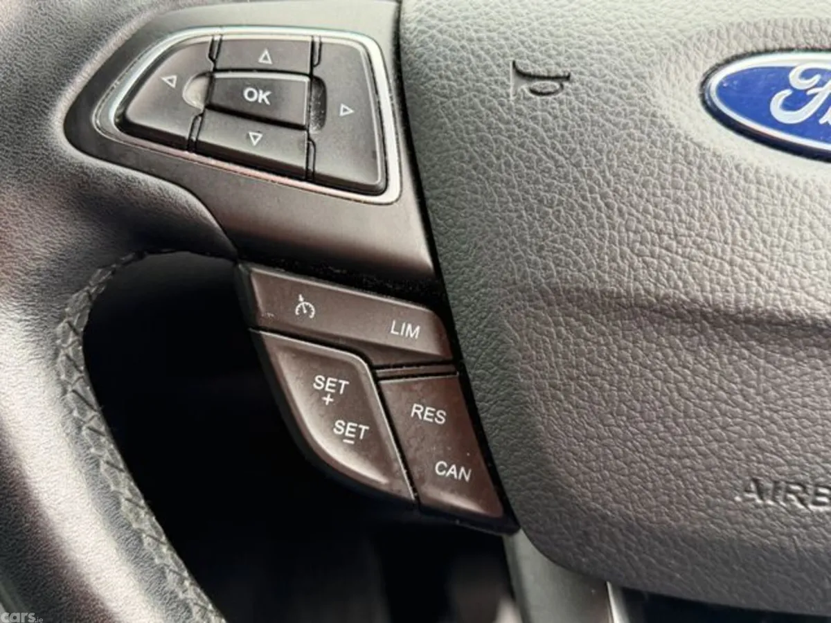 Ford Focus Hatchback, Diesel, 2017, White