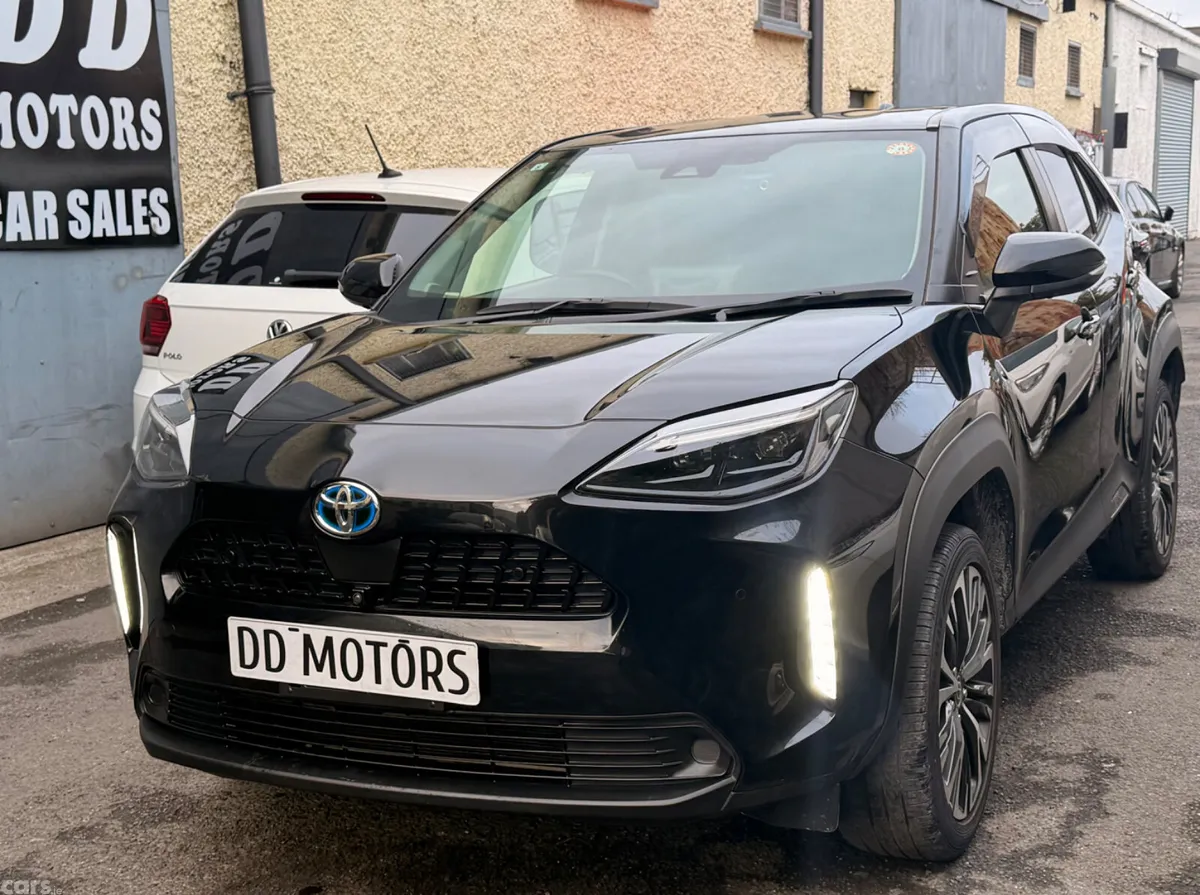 Toyota Yaris Cross SUV, Petrol Hybrid, 2021, Black
