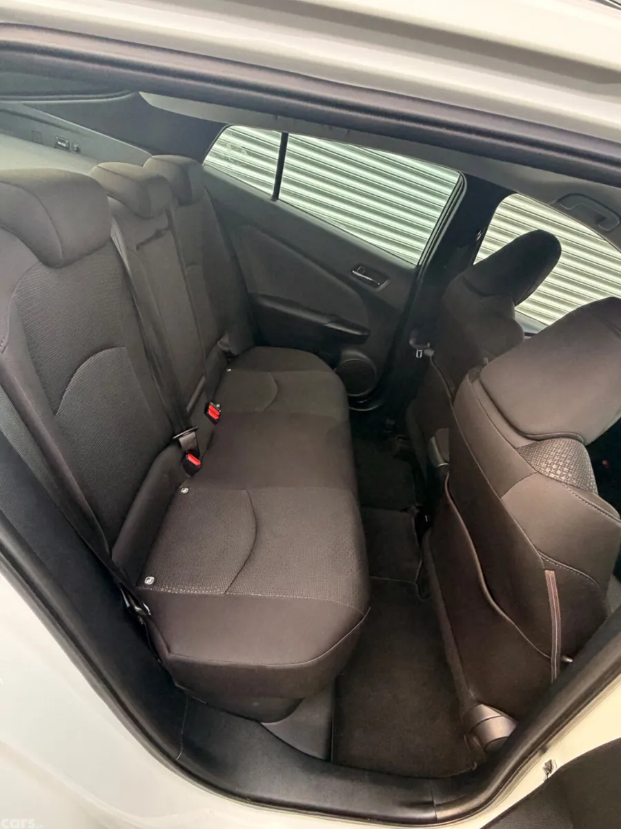 Toyota Prius Hatchback, Petrol Hybrid, 2022, White
