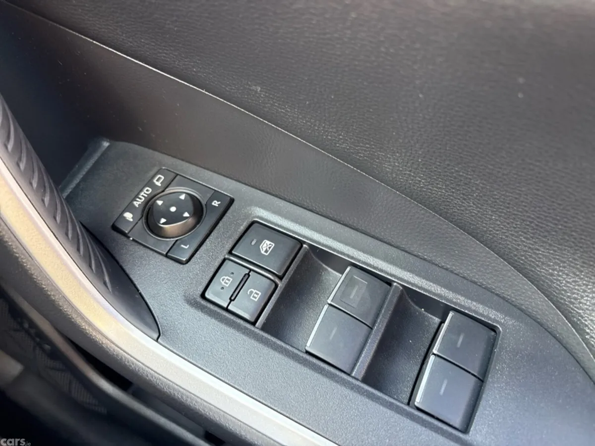 Toyota RAV4 SUV, Petrol Plug-in Hybrid, 2025, Blue