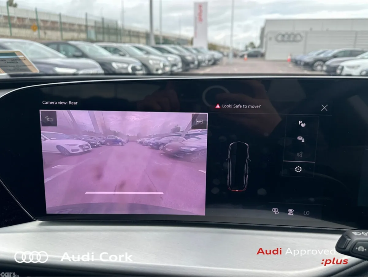 Audi Q5 Hatchback, Diesel, 2025, 
