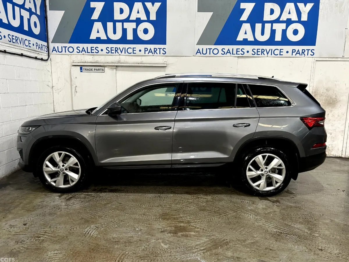 Skoda Kodiaq Estate, Diesel, 2022, Grey