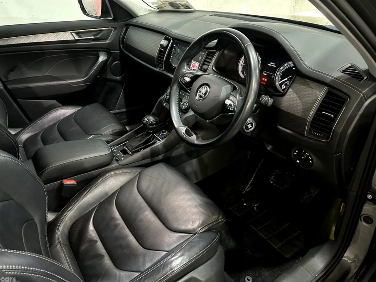 Skoda Kodiaq Estate, Diesel, 2022, Grey