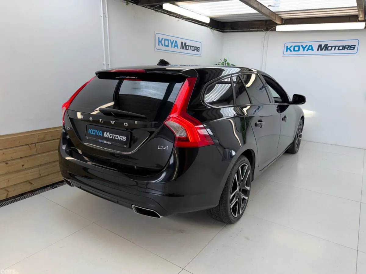 Volvo V60 Estate, Diesel, 2017, Black