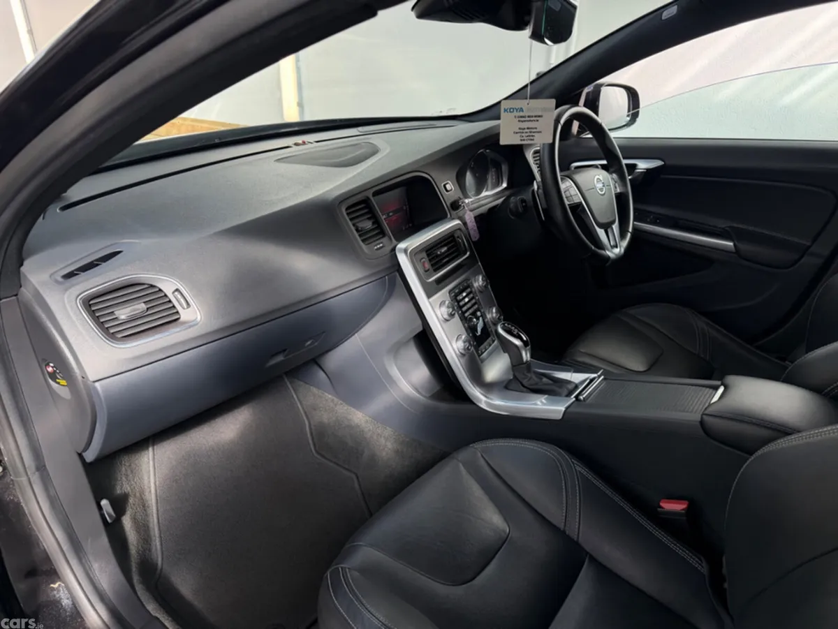 Volvo V60 Estate, Diesel, 2017, Black