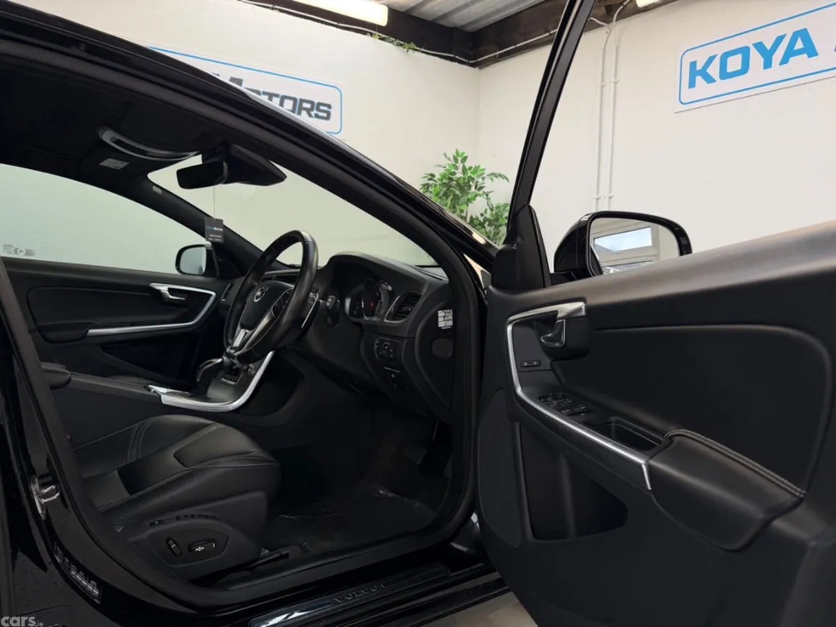 Volvo V60 Estate, Diesel, 2017, Black