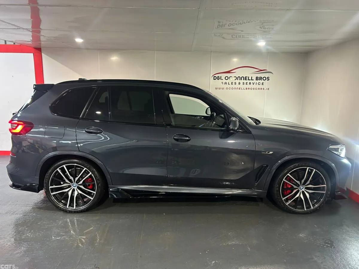 BMW X5 Estate, Petrol Hybrid, 2022, Grey