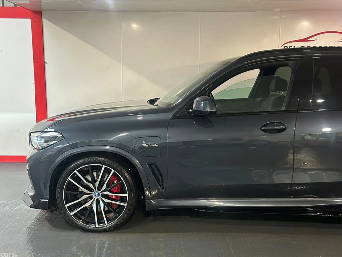 BMW X5 Estate, Petrol Hybrid, 2022, Grey