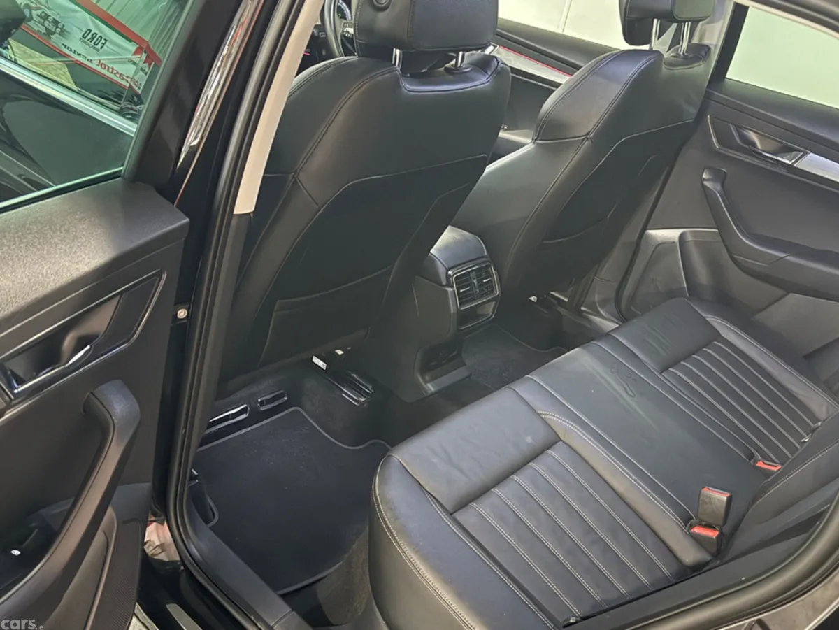 Skoda Karoq SUV, Diesel, 2022, Black