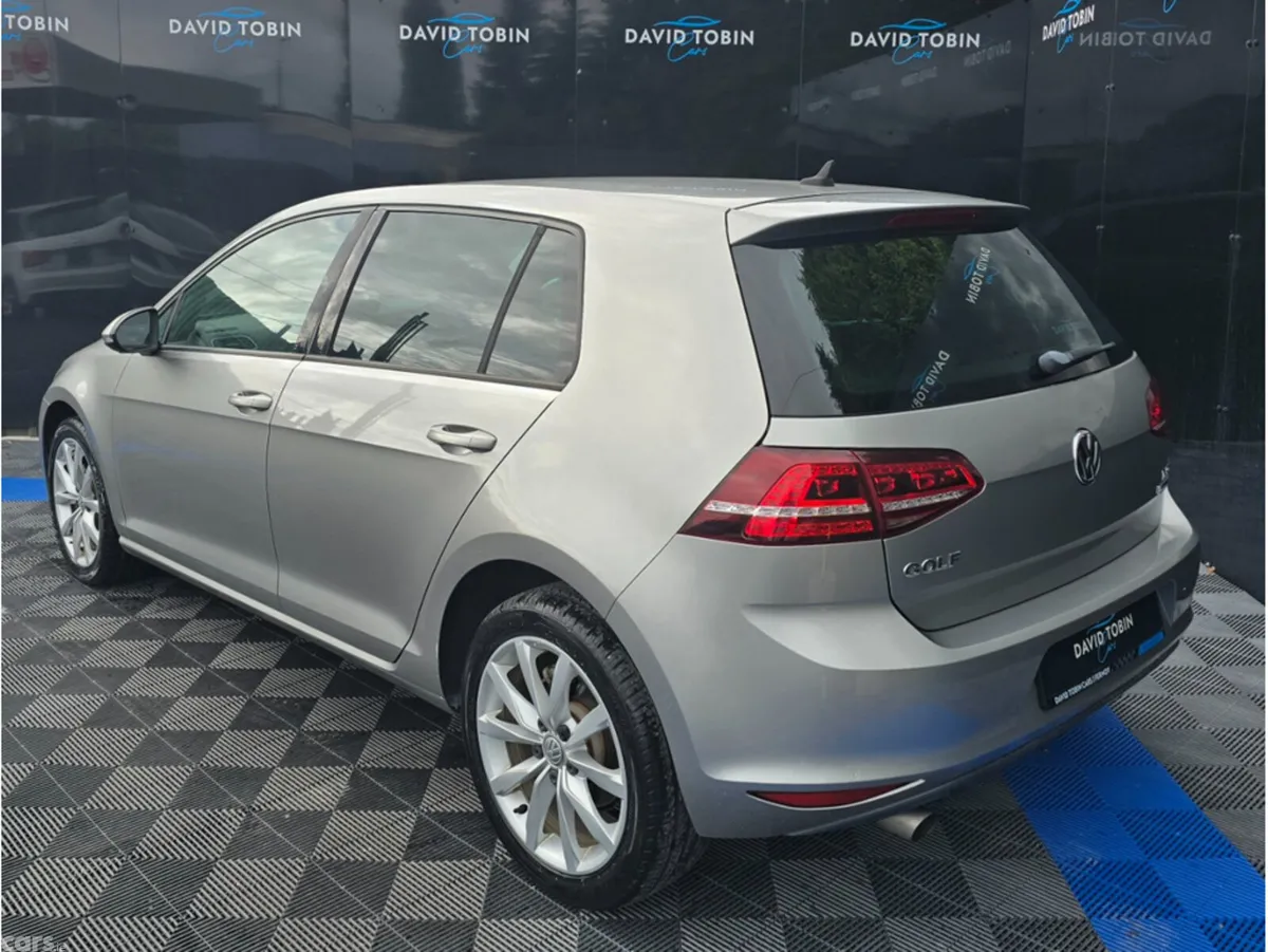 Volkswagen Golf Hatchback, Petrol, 2017, Grey