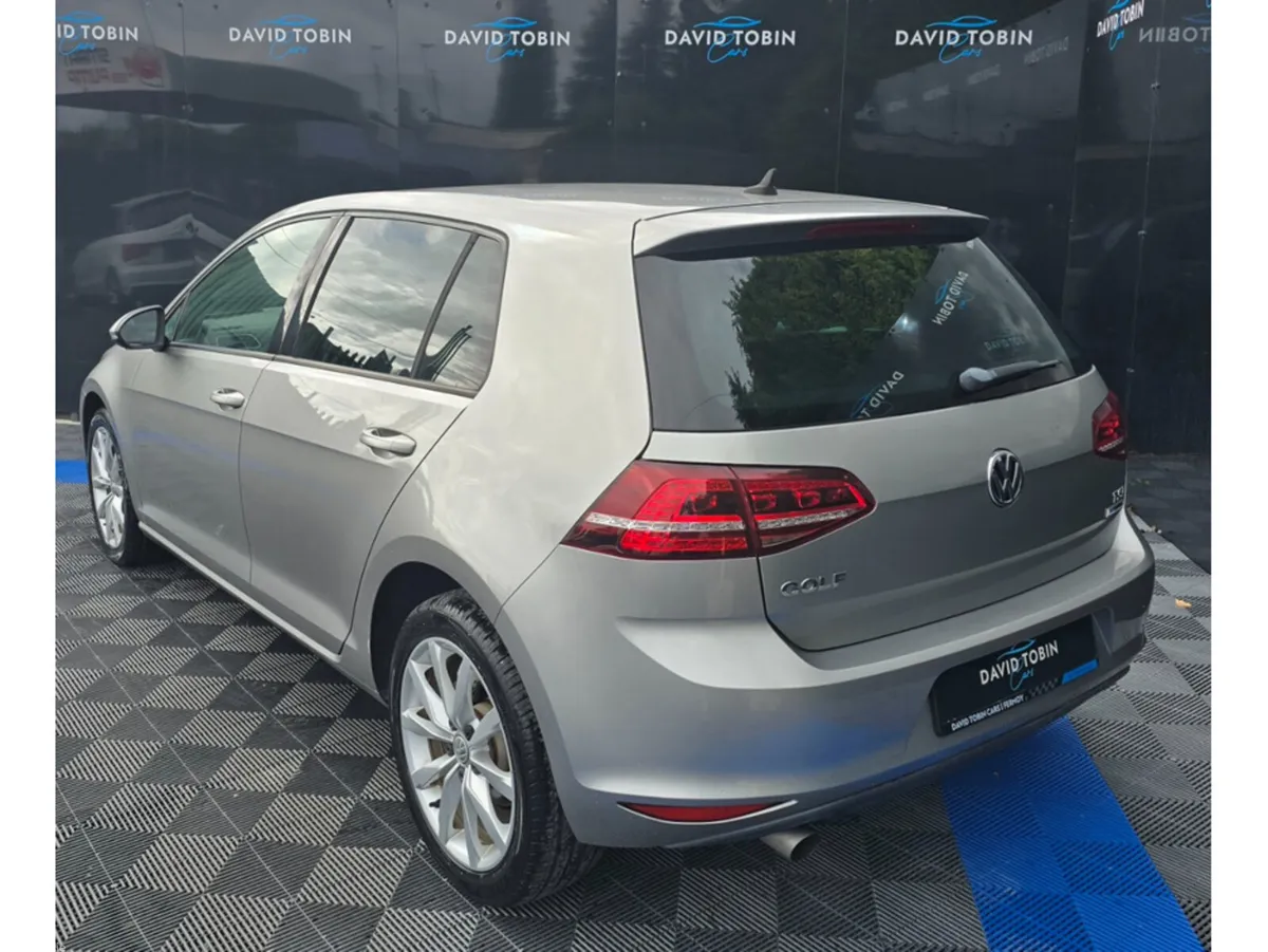 Volkswagen Golf Hatchback, Petrol, 2017, Grey
