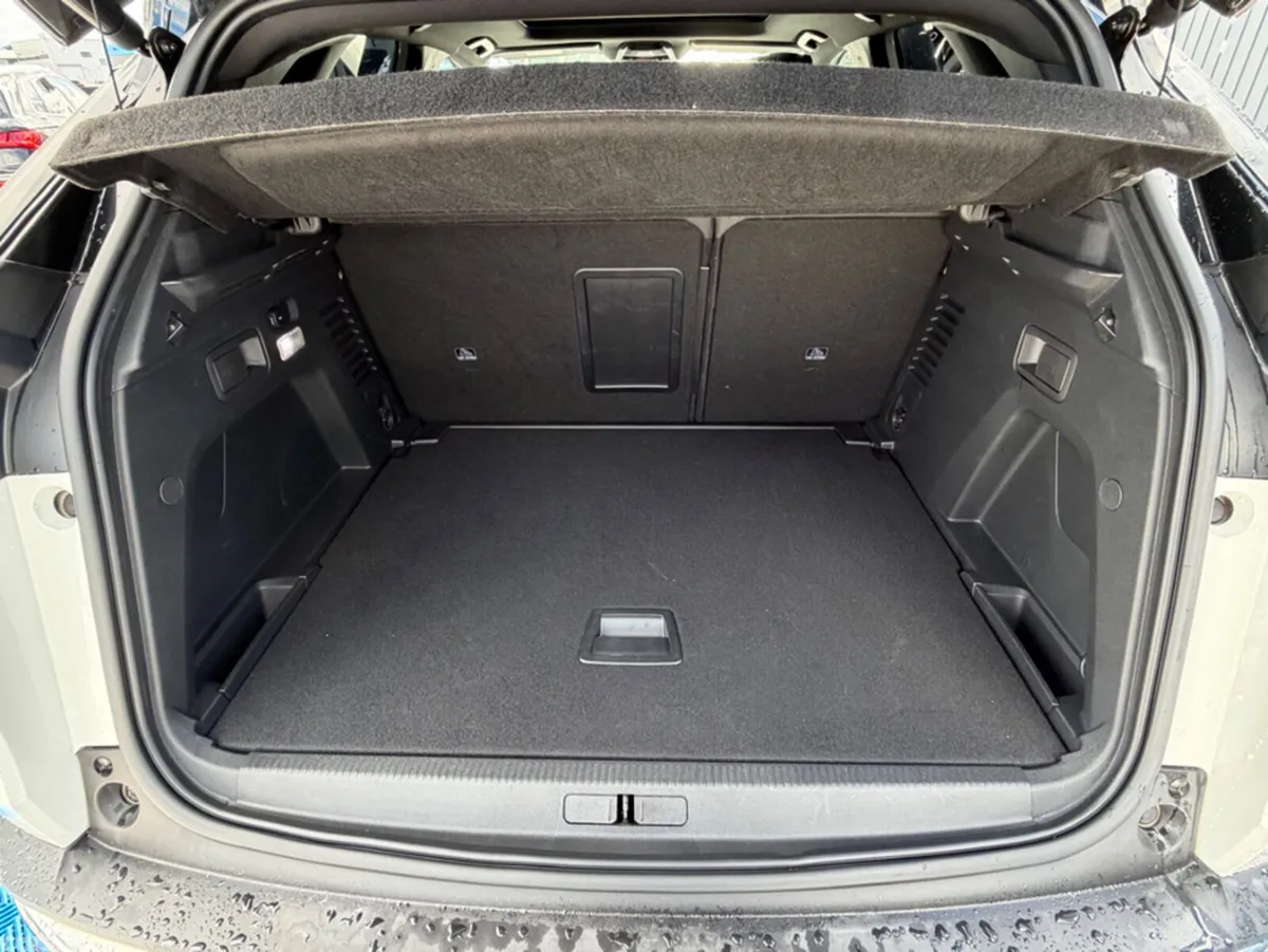 Peugeot 3008 SUV, Diesel, 2018, White