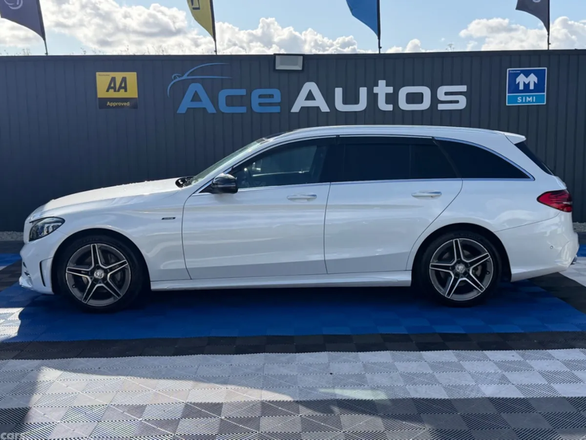 Mercedes-Benz C-Class Estate, Diesel, 2018, White