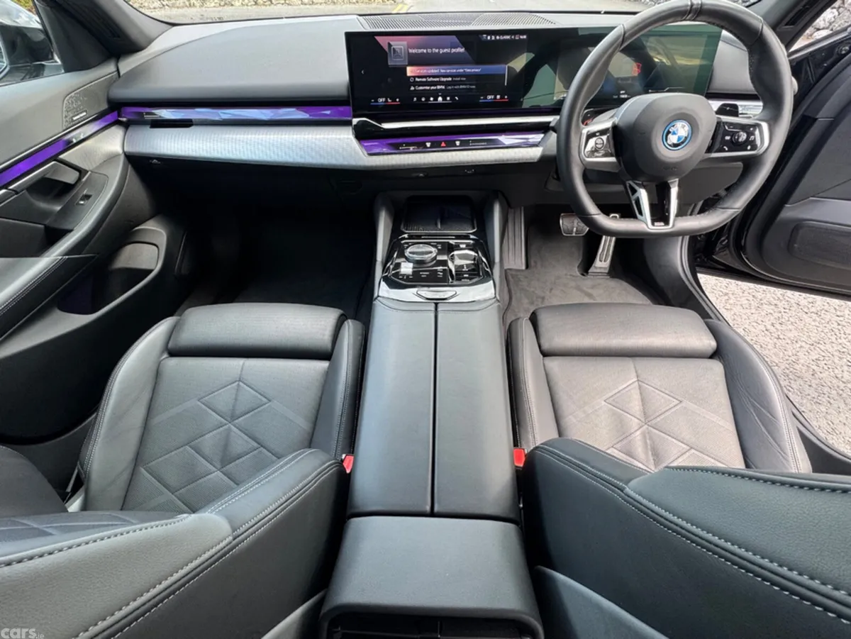 BMW 5-Series Saloon, Petrol Plug-in Hybrid, 2024, Black