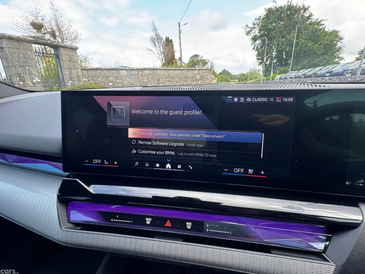 BMW 5-Series Saloon, Petrol Plug-in Hybrid, 2024, Black