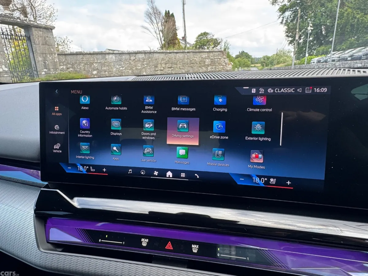 BMW 5-Series Saloon, Petrol Plug-in Hybrid, 2024, Black