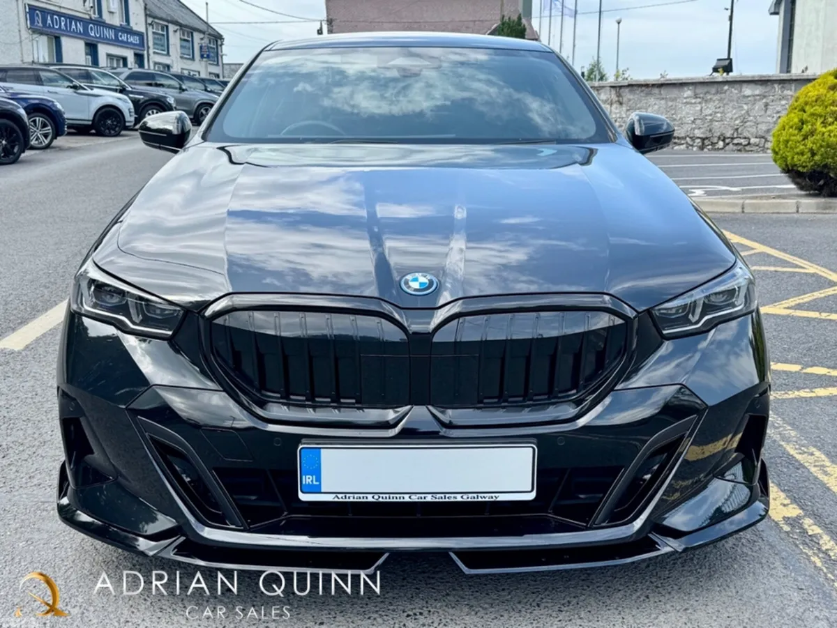 BMW 5-Series Saloon, Petrol Plug-in Hybrid, 2024, Black