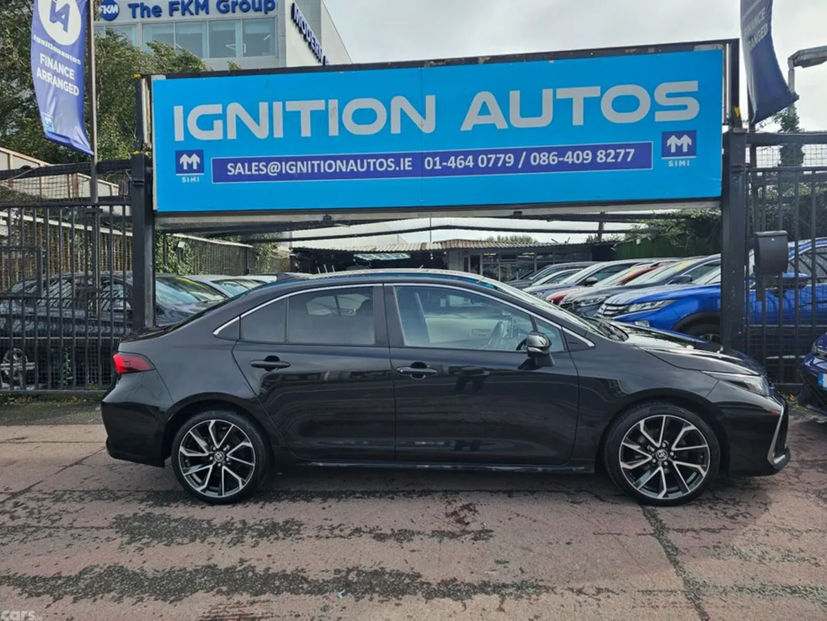Toyota Corolla Saloon, Petrol Hybrid, 2022, Black