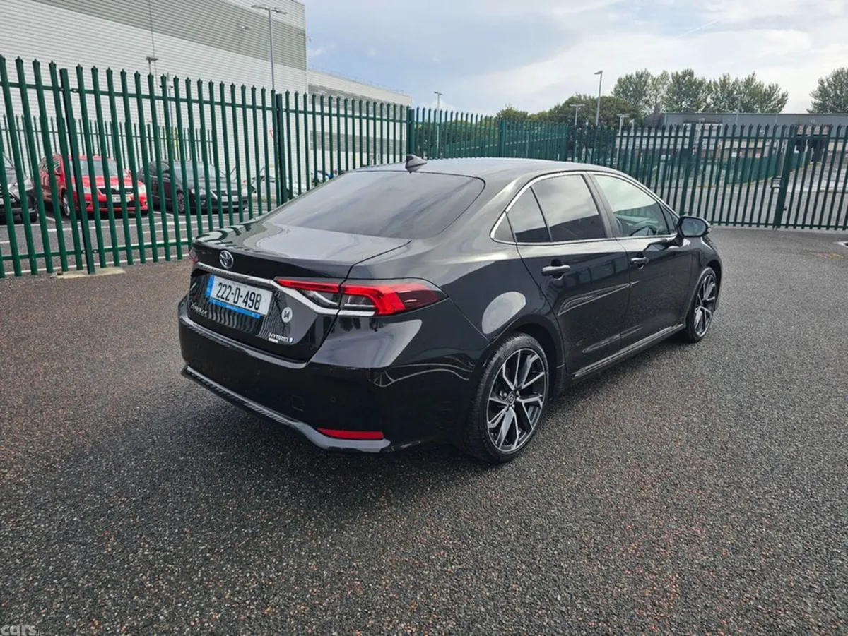 Toyota Corolla Saloon, Petrol Hybrid, 2022, Black