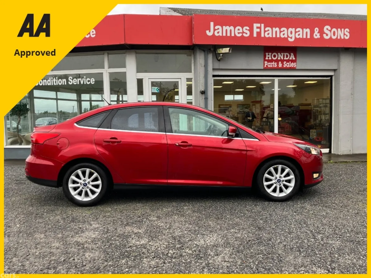 Ford Focus Saloon, Diesel, 2016, Red