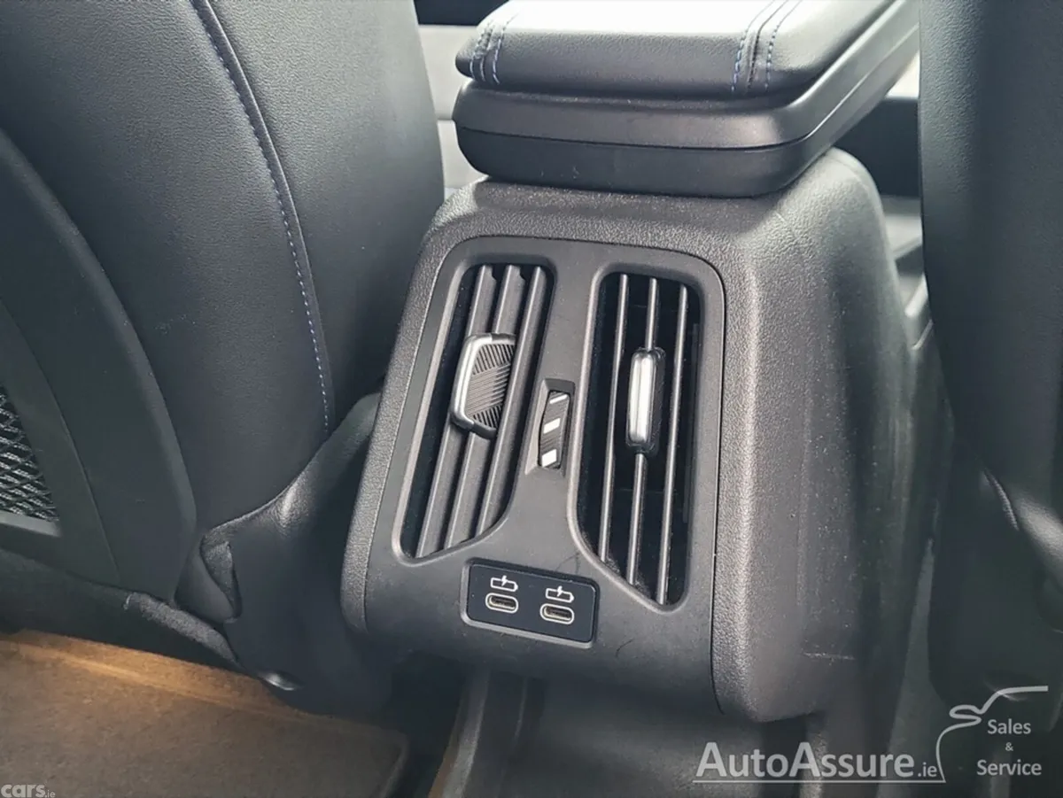 BMW iX1 Estate, Electric, 2023, Black