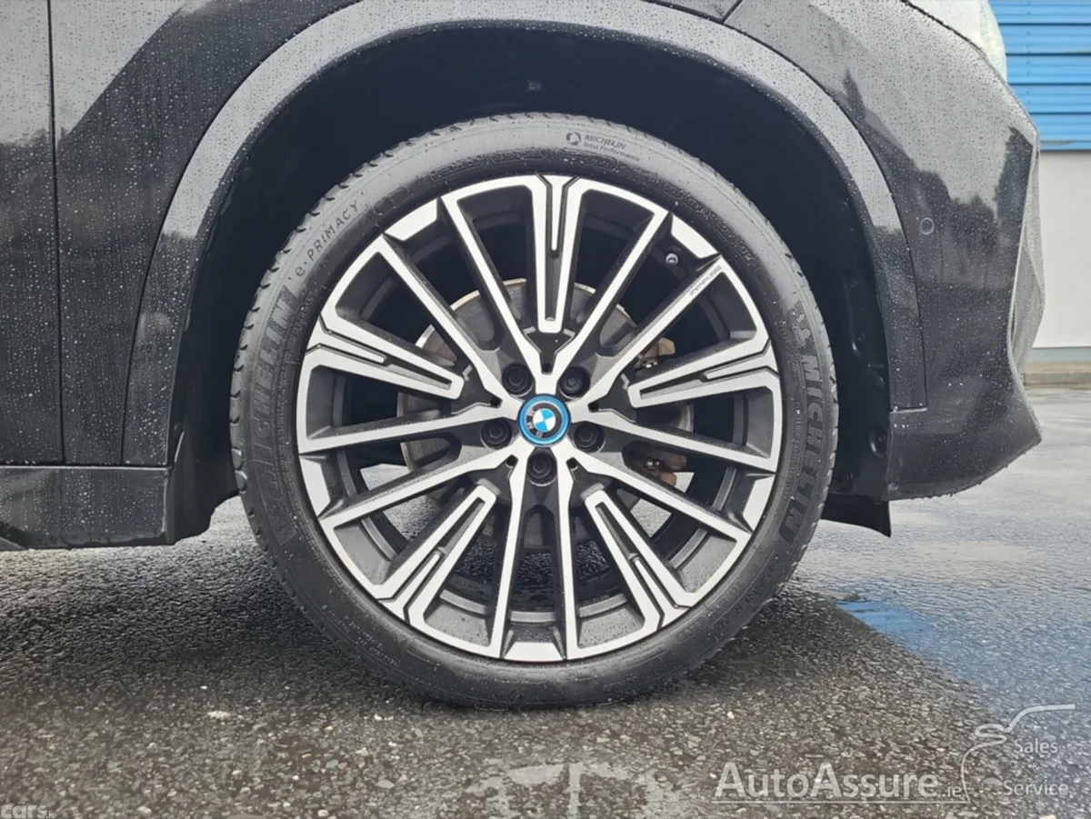 BMW iX1 Estate, Electric, 2023, Black