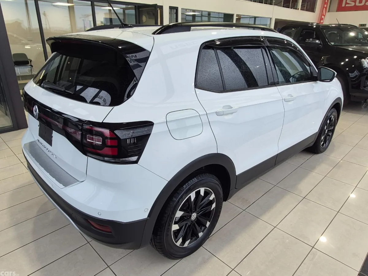 Volkswagen T-Cross SUV, Petrol, 2020, White