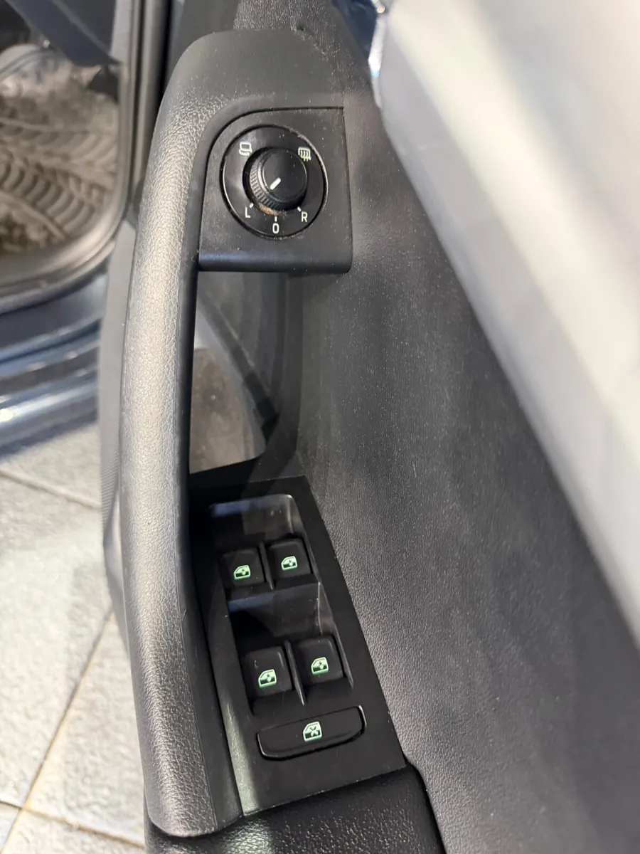 Skoda Octavia Hatchback, Diesel, 2019, Grey