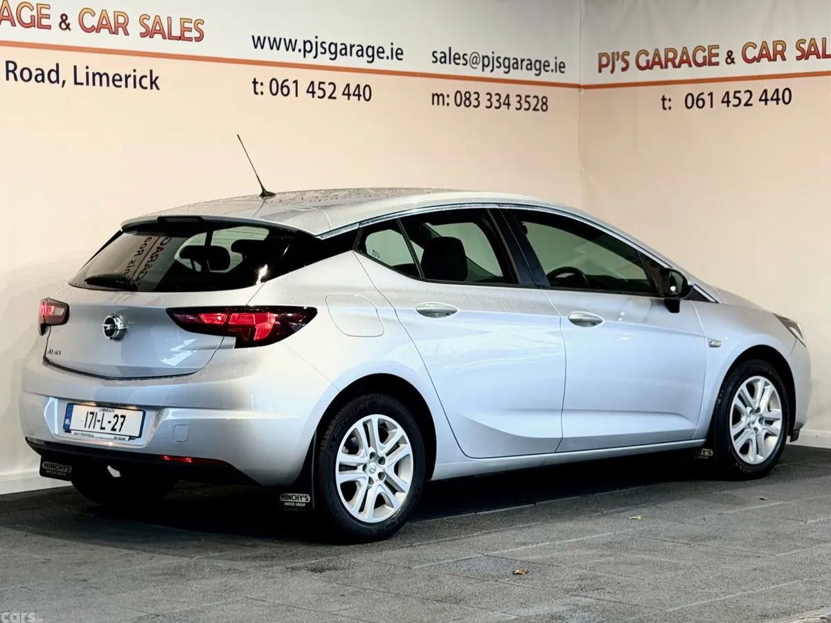 Opel Astra Hatchback, Petrol, 2017, Grey