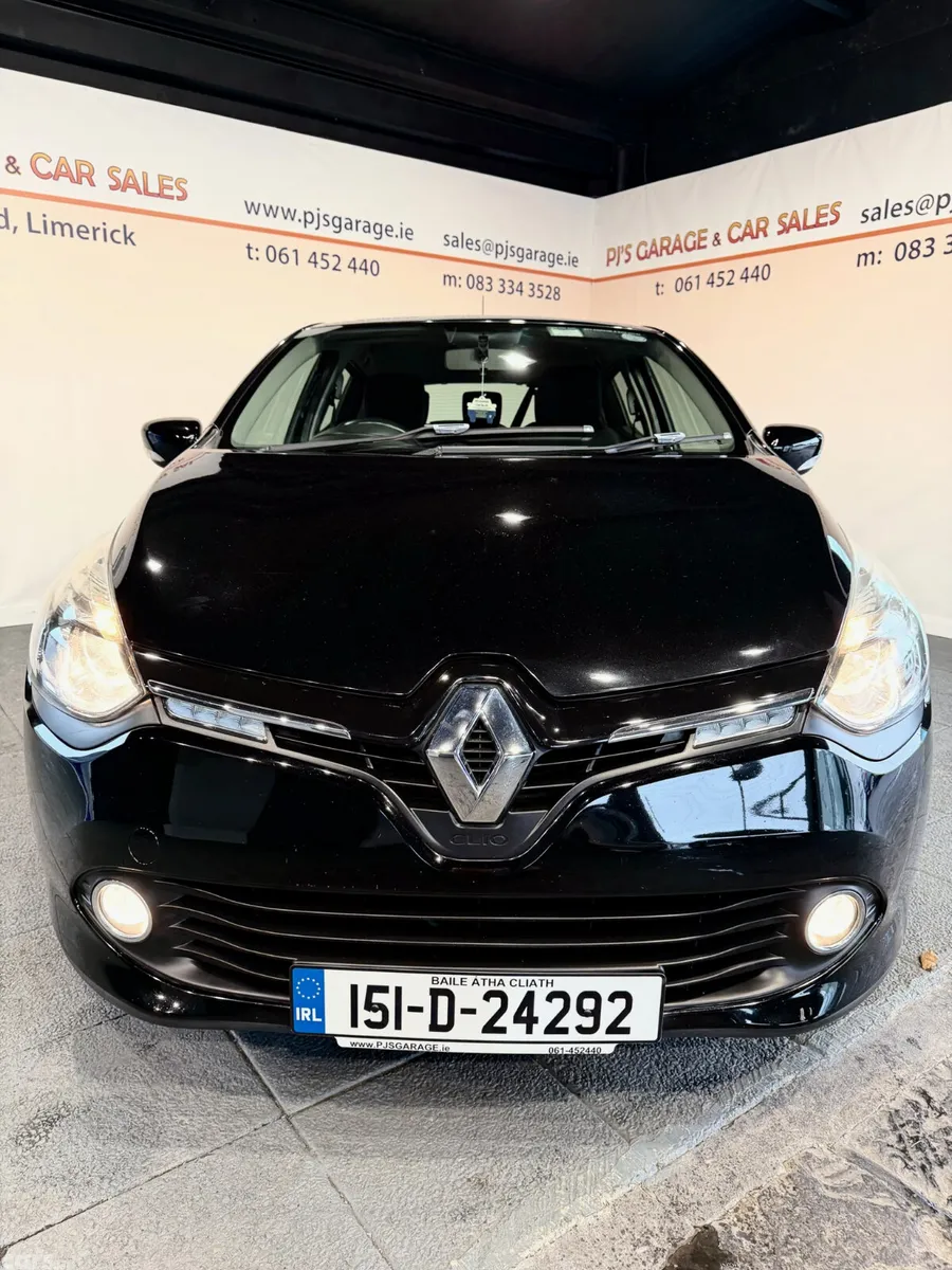 Renault Clio Hatchback, Petrol, 2015, Black