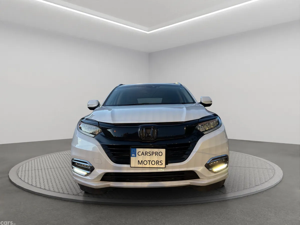Honda Vezel Hatchback, Petrol Hybrid, 2019, White