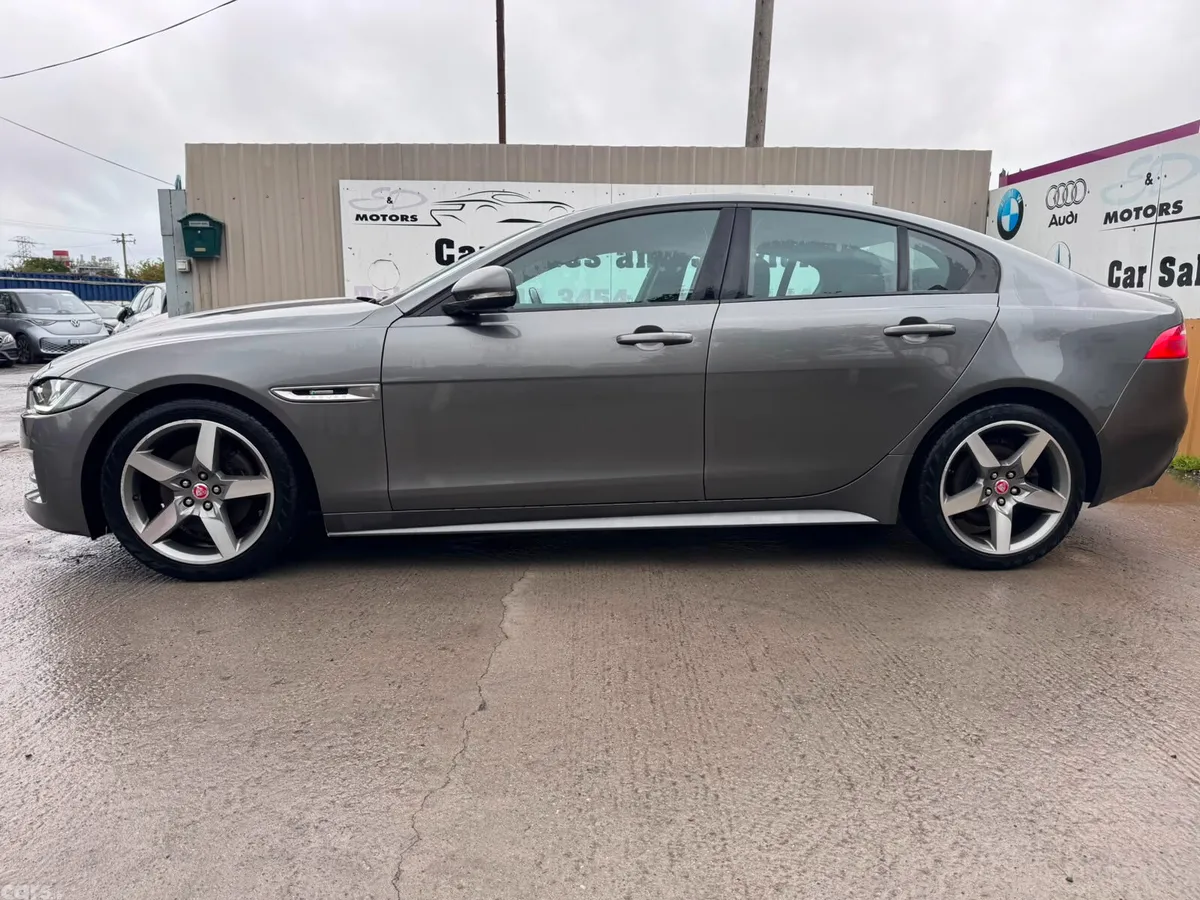 Jaguar XE Saloon, Diesel, 2017, Grey