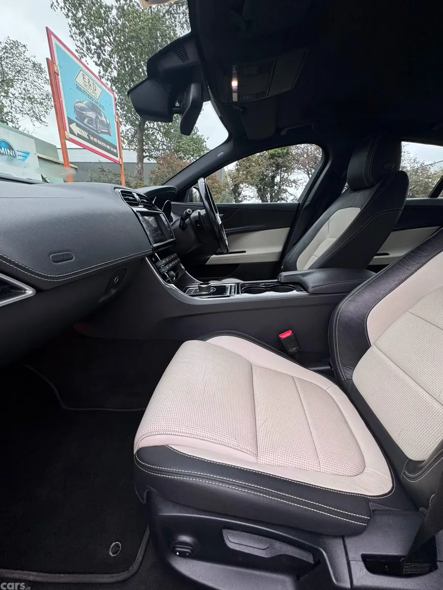 Jaguar XE Saloon, Diesel, 2017, Grey