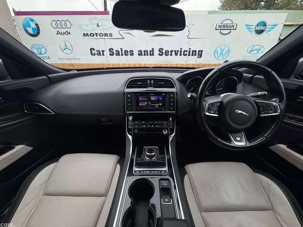 Jaguar XE Saloon, Diesel, 2017, Grey