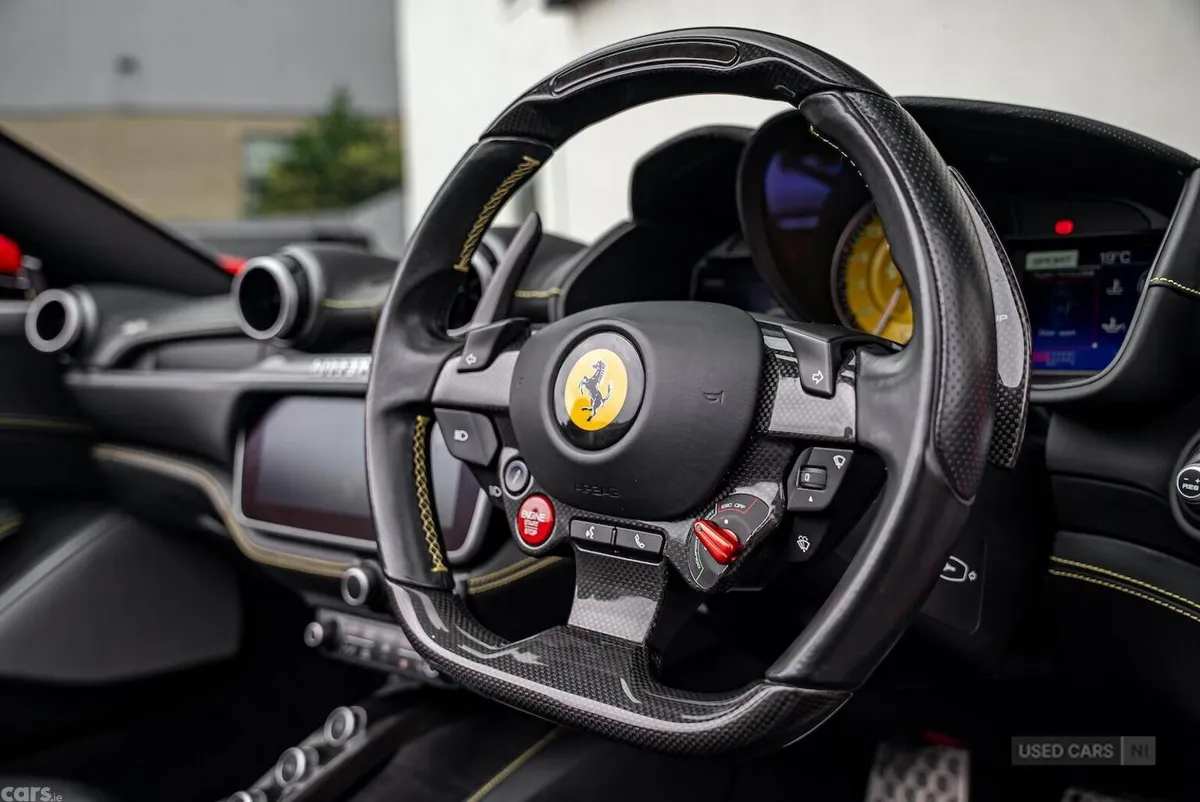 Ferrari Portofino , Petrol, 2019, Red