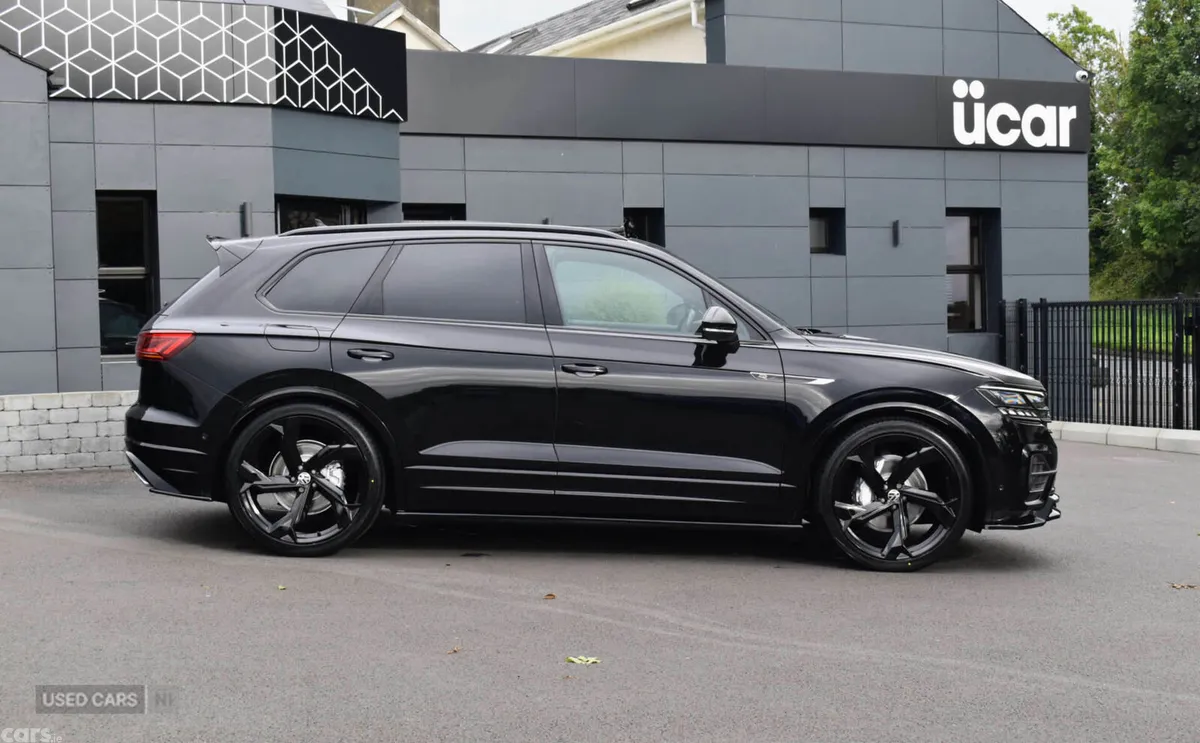 Volkswagen Touareg SUV, Diesel, 2023, Black