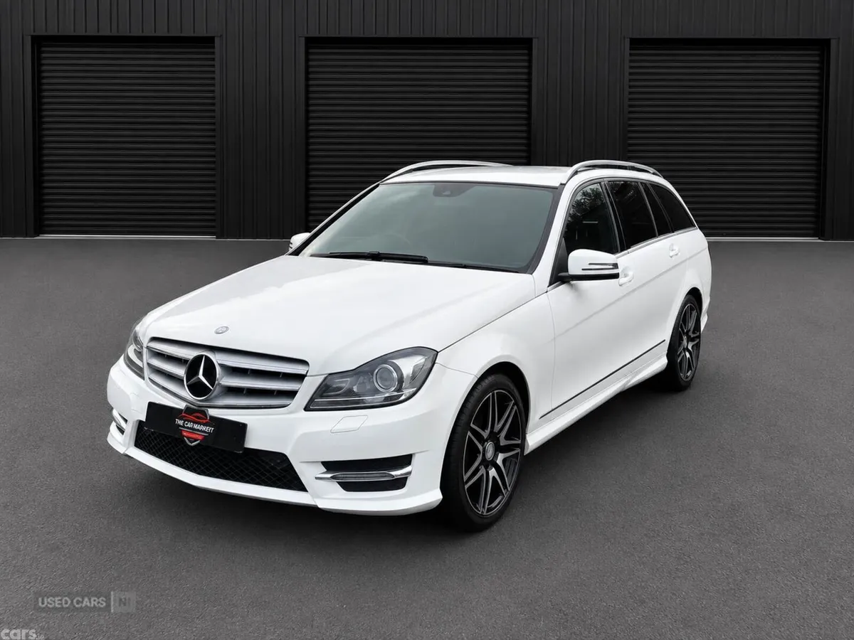 Mercedes-Benz C-Class , Petrol, 2014, White
