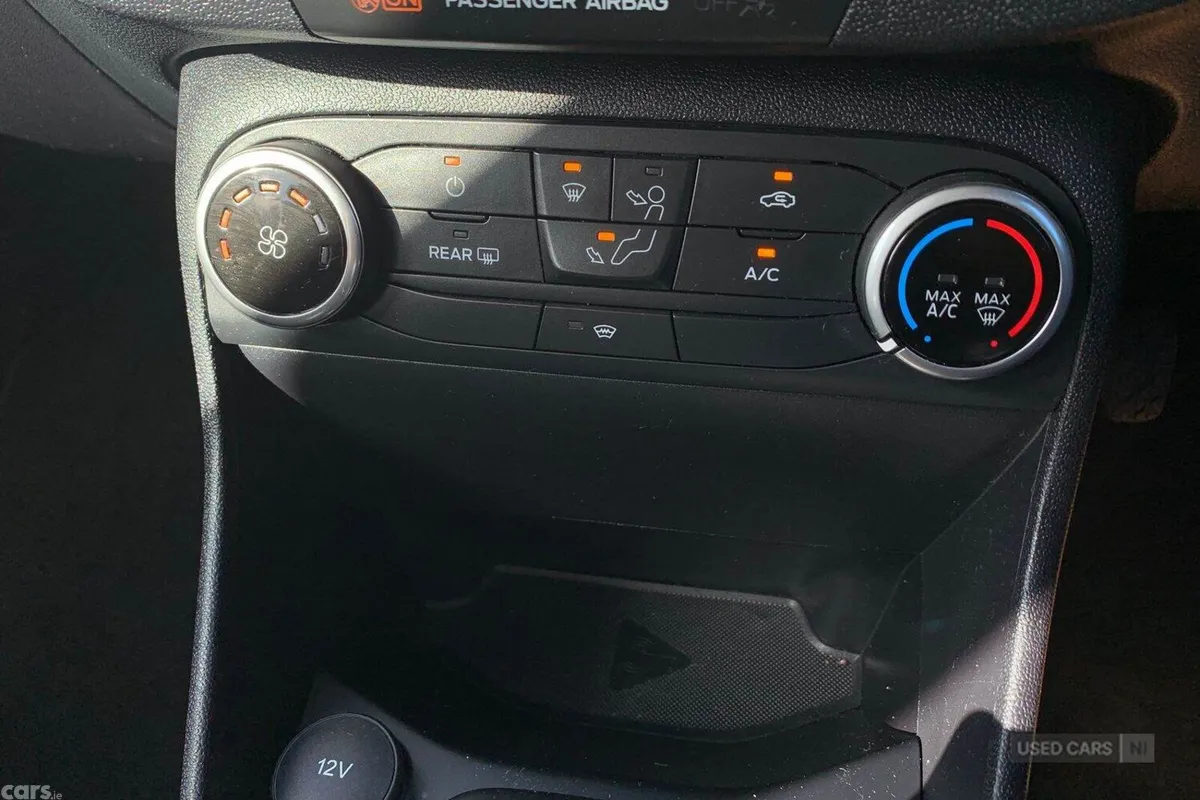 Ford Fiesta Hatchback, Petrol, 2023, Blue