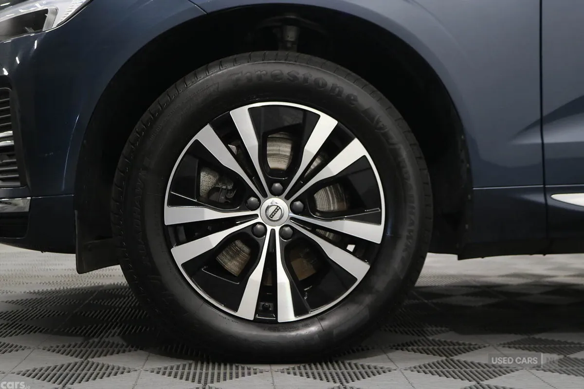 Volvo XC60 SUV, Petrol Hybrid, 2022, Blue