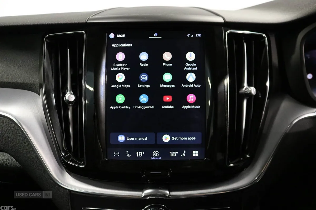 Volvo XC60 SUV, Petrol Hybrid, 2022, Blue