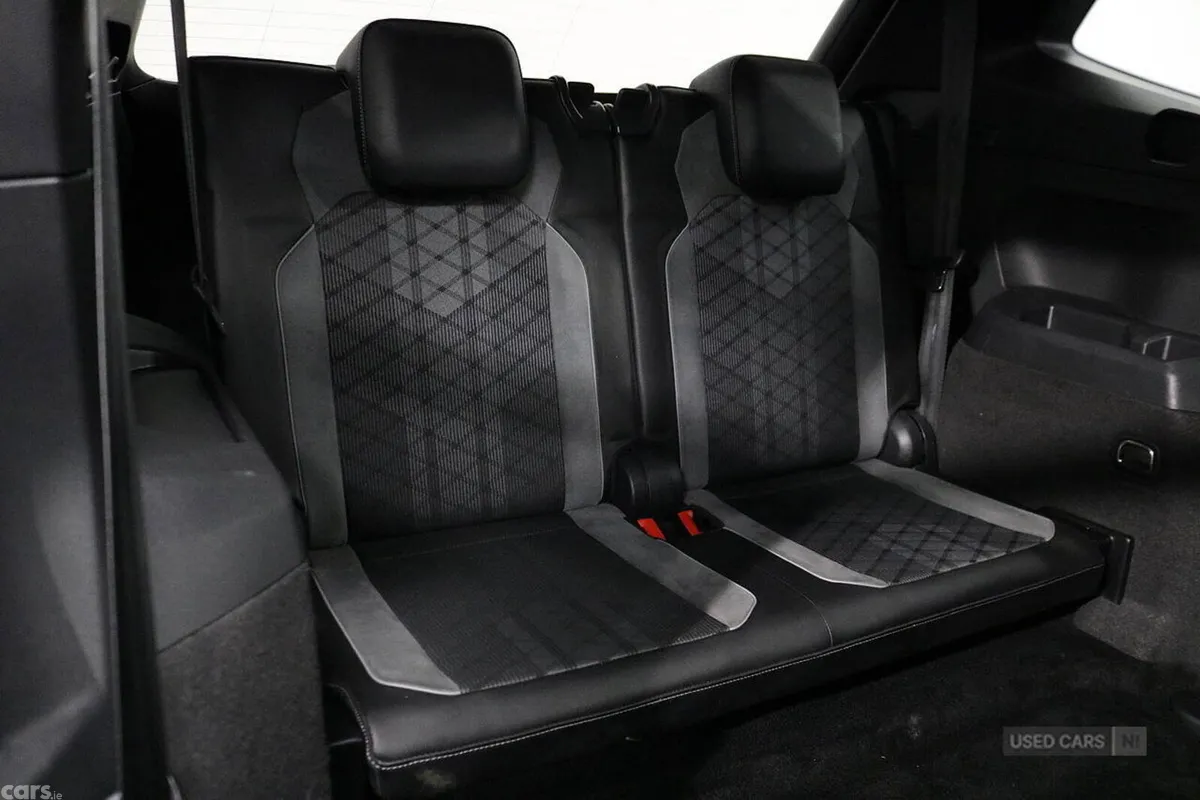 Volkswagen Tiguan Allspace SUV, Diesel, 2023, Grey