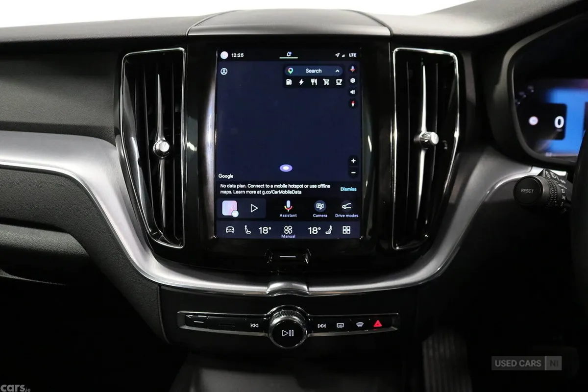 Volvo XC60 SUV, Petrol Hybrid, 2022, Blue