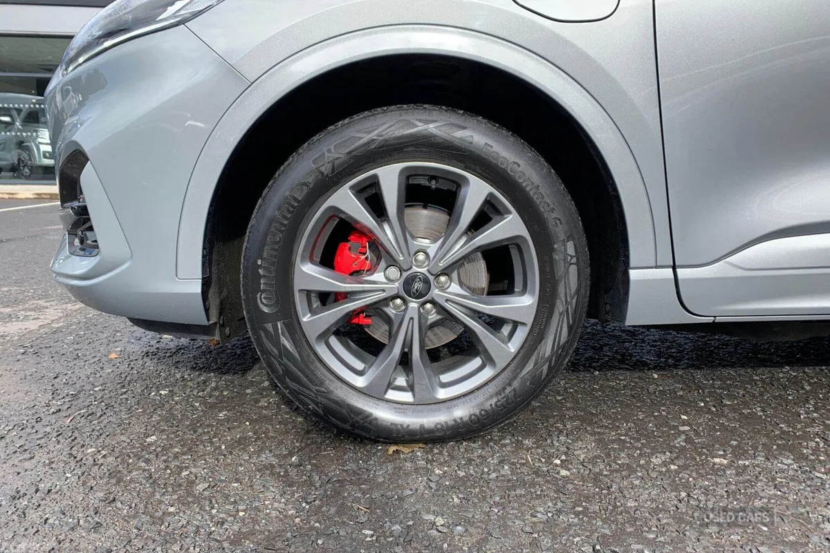 Ford Kuga SUV, Petrol Plug-in Hybrid, 2023, Silver