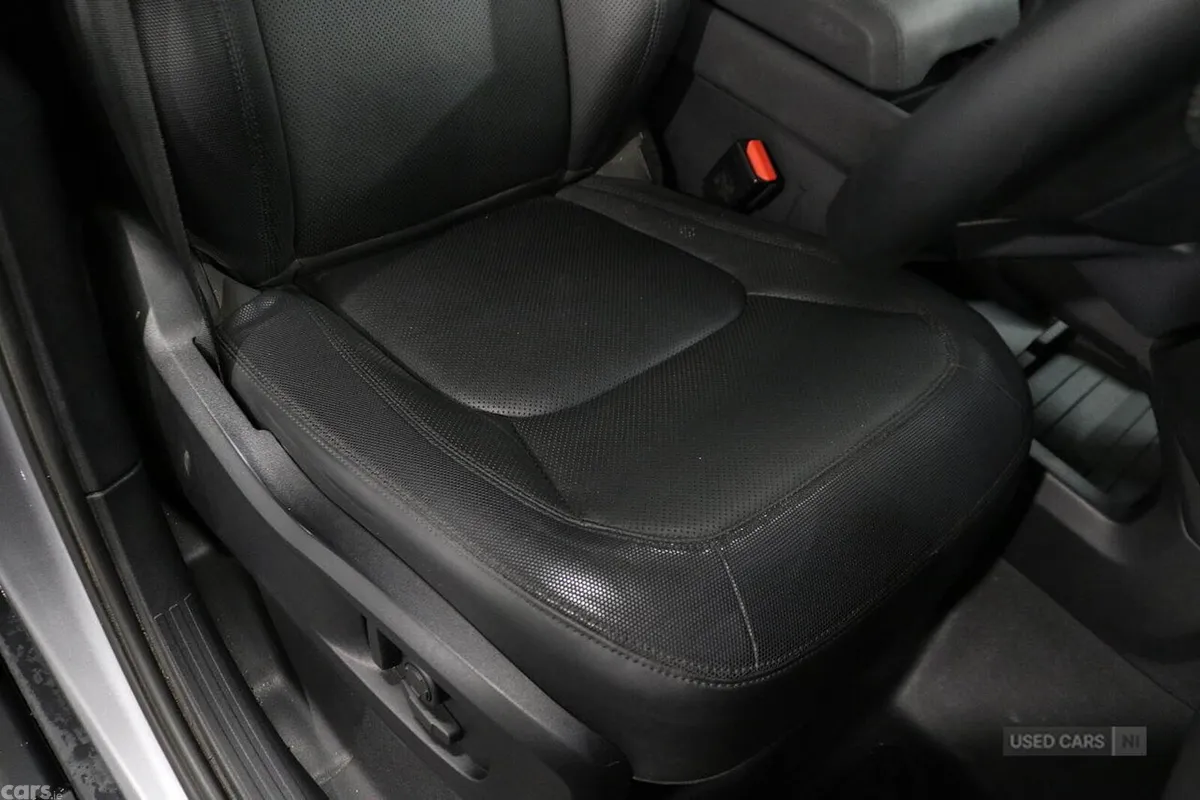 Land Rover Defender SUV, Diesel, 2022, Grey