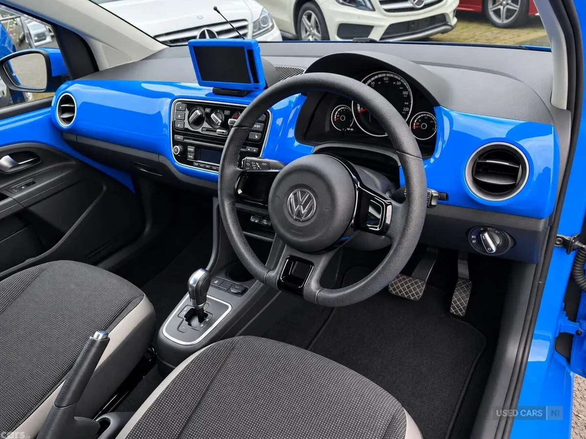 Volkswagen up! , Petrol, 2014, Blue