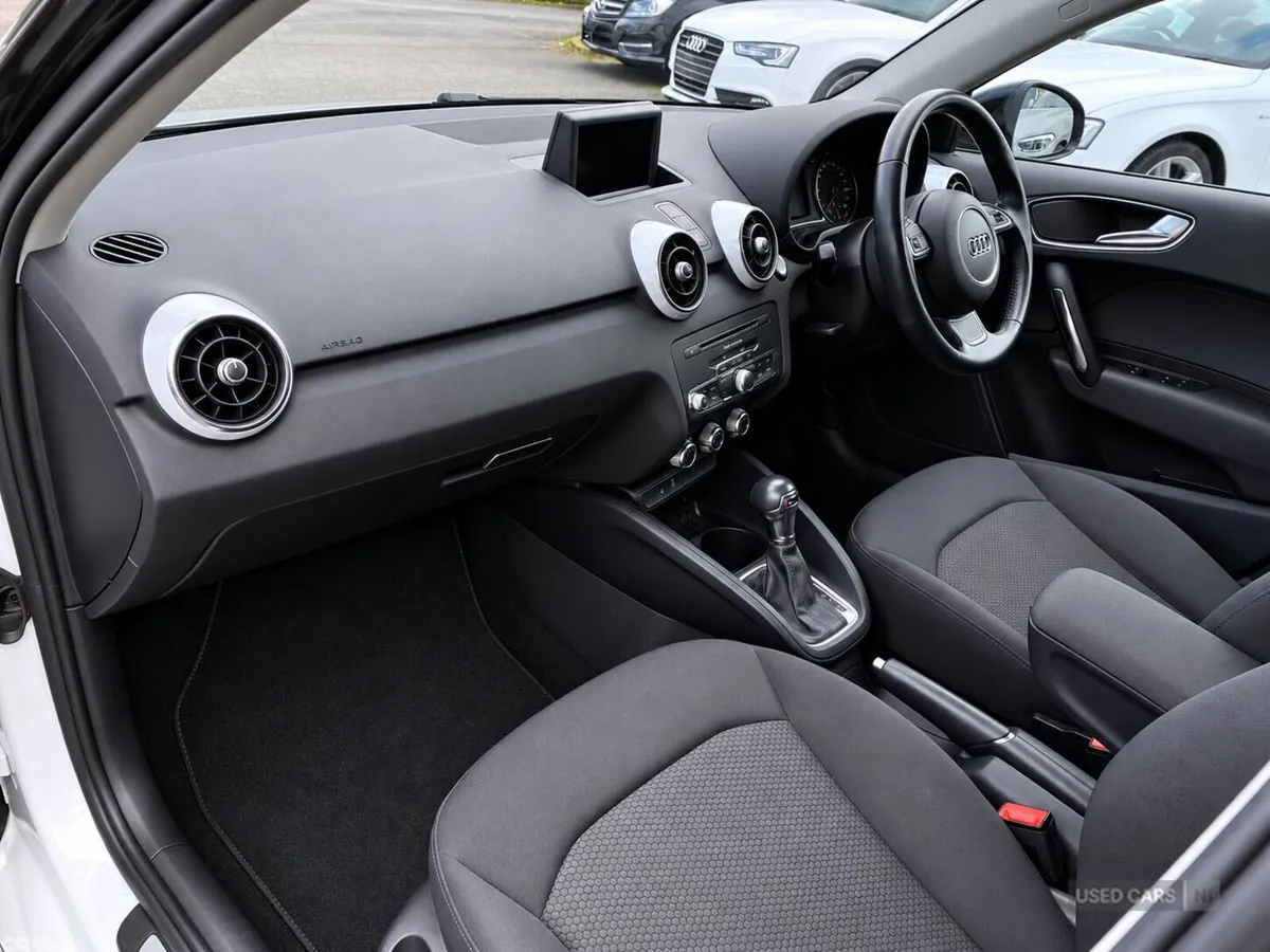 Audi A1 , Petrol, 2015, White